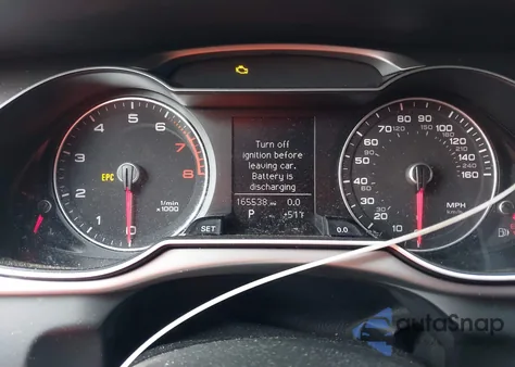 2014 Audi A4 2.0T Premium из США, поврежденный, VIN WAUBFAFL4EN045657